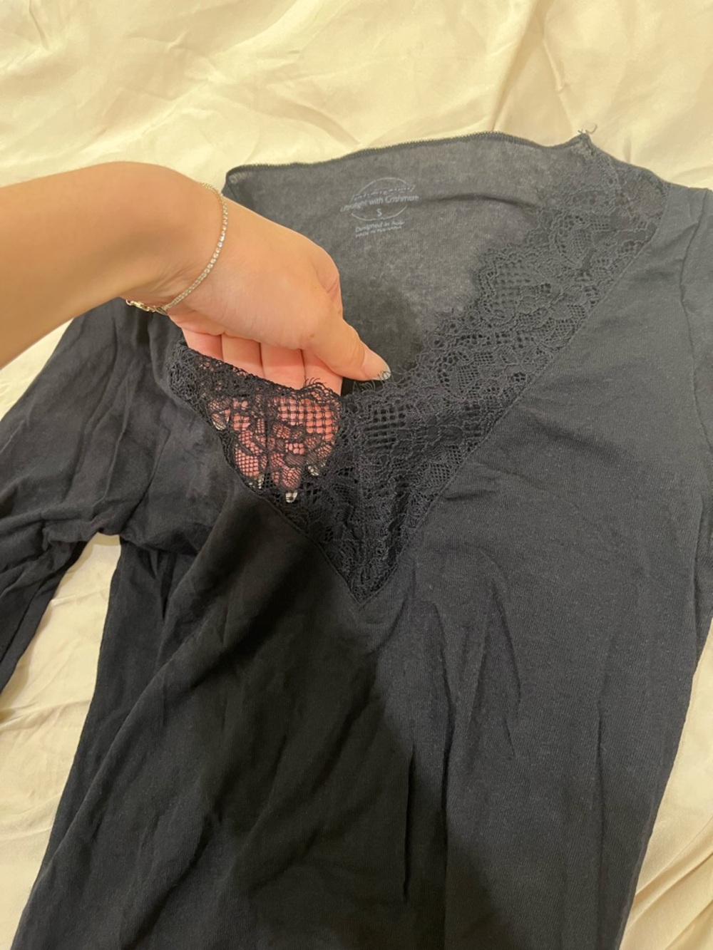 Intimissi Ultralight Cashmere Lace Long sleeve - Picture 4 of 5